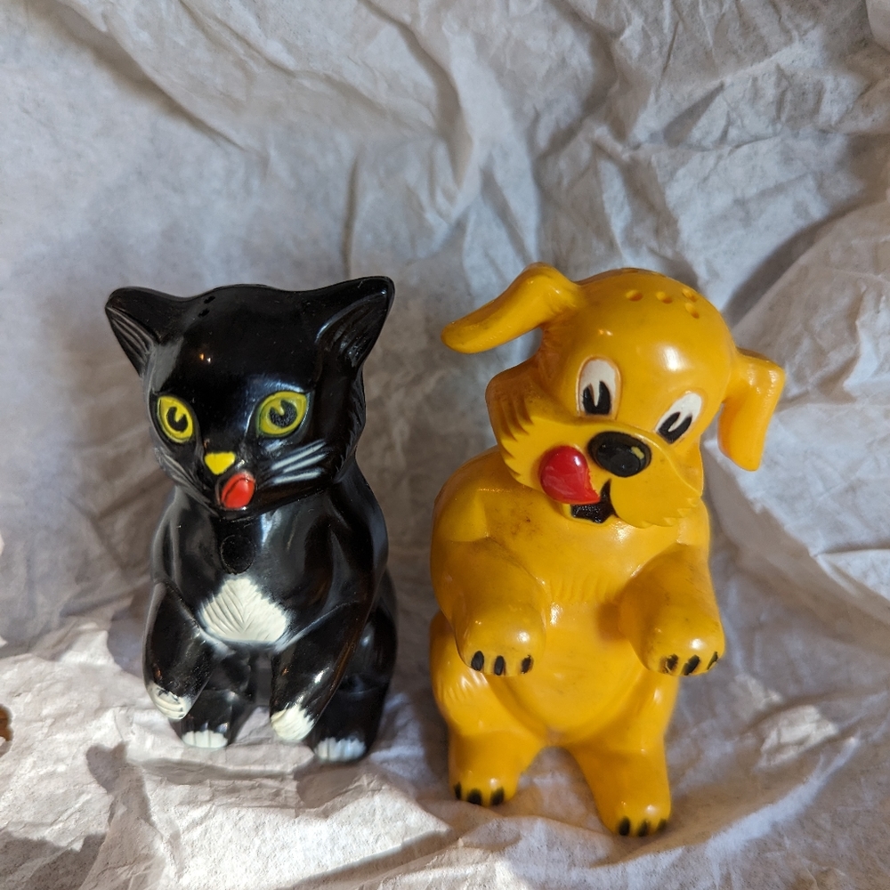 Last call.Vintage salt and pepper